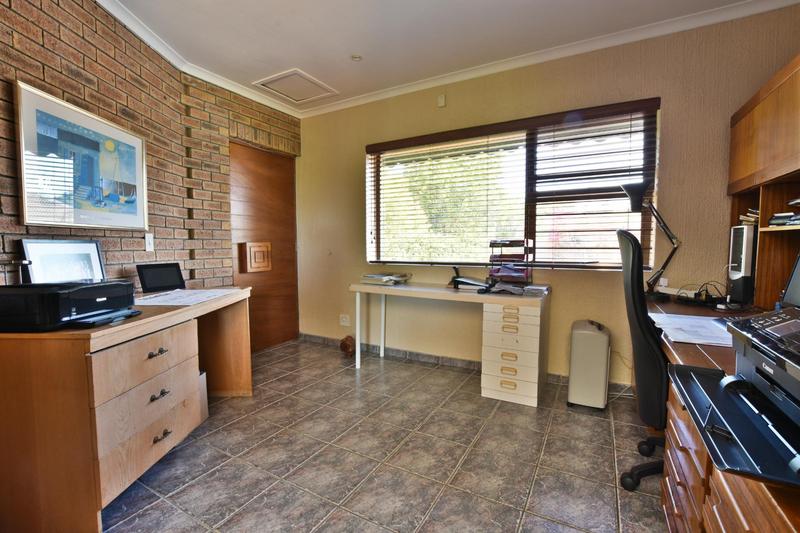 3 Bedroom Property for Sale in Vierlanden Western Cape